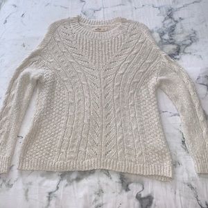 Hollister cream colored knit sweater